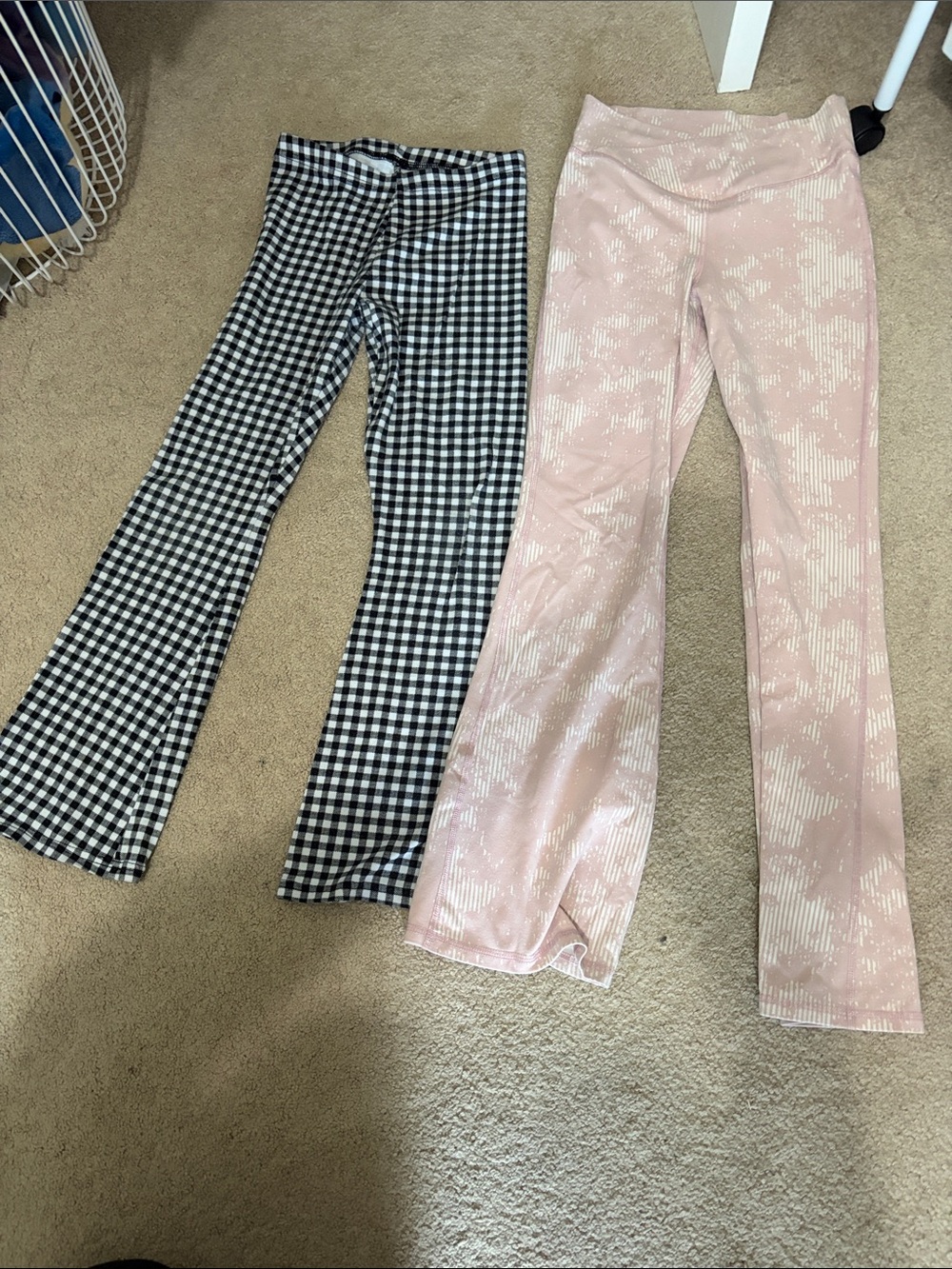 Old Navy Girls 10-12 Pink Floral-Pattern and black & white Flared Leggings
